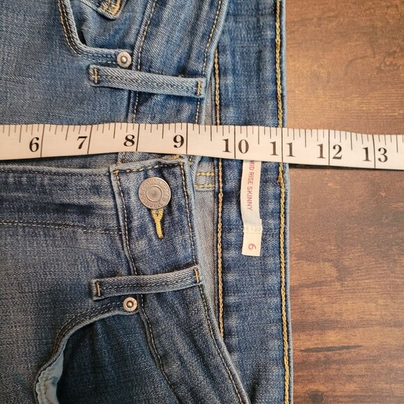 Levi's Jeans 6 S Mid Rise Skinny Medium Light Wash Stretch Denim Western - Picture 8 of 10